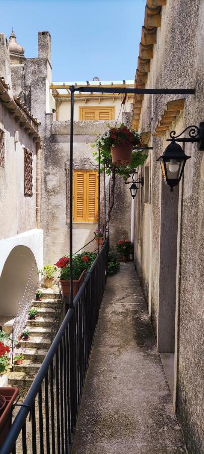 Le Altezze Villa Erice Exterior foto